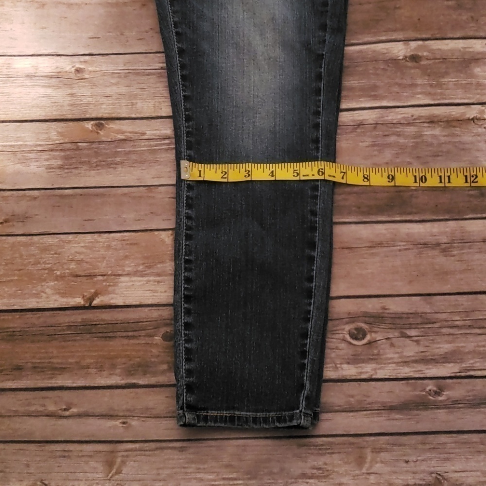 Levi's skinny darker wash ankle jeans - Picture 6 of 7